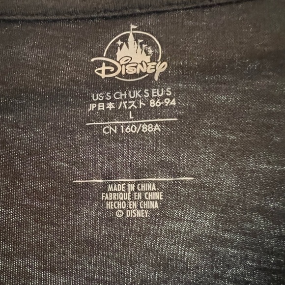 Nightmare Before Christmas Women’s Tshirt Small - Picture 3 of 3